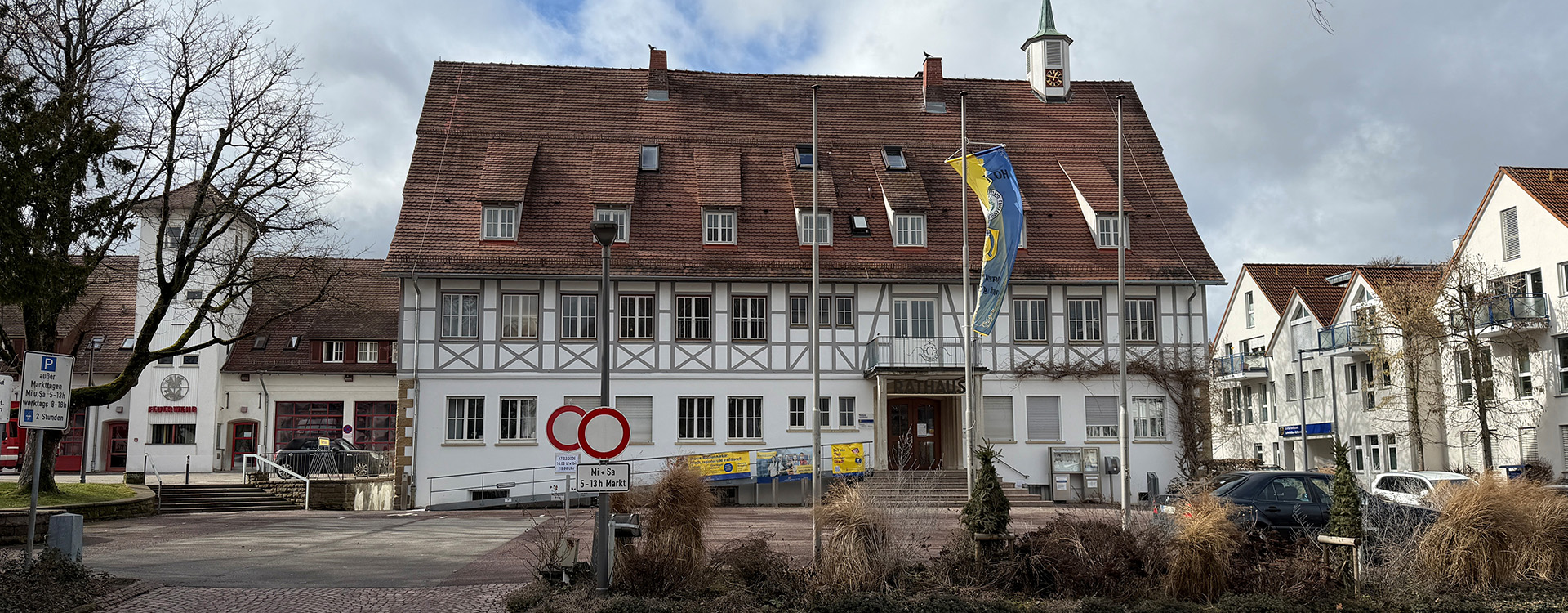 Zur Seite der Stadtverwaltung Rathaus am Neuen Markt