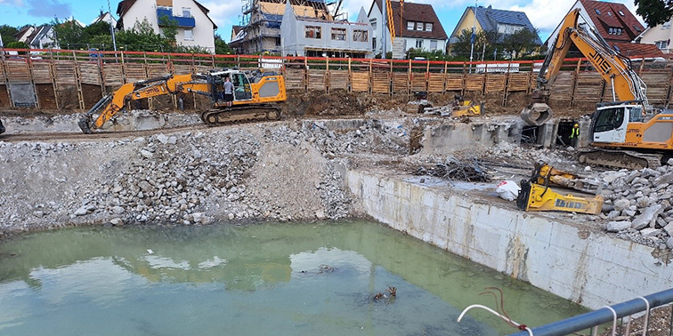 Baustelle Neubau Gartenhallenbad in Leinfelden