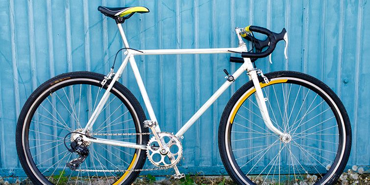 Ein gebrauchtes Fahrrad zur Versteigerung