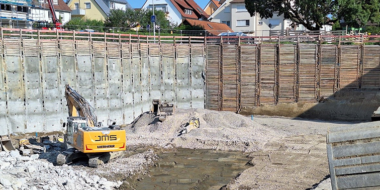 Baustelle Neubau Gartenhallenbad in Leinfelden